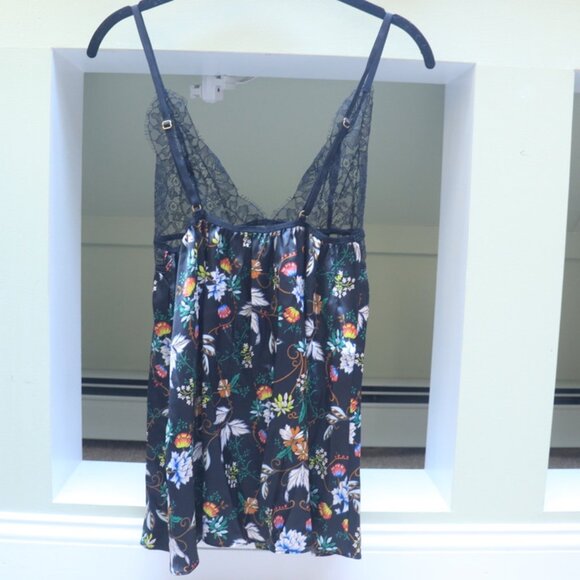 Victoria's Secret Chantilly Lace Black Floral Print Babydoll, size S NWOT - Picture 3 of 6